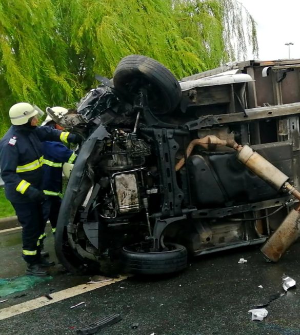 NEWS ALERT/ Accident pe A1, lângă vama Nădlac, între două autoturisme și o autoutilitară: șase victime, între care trei copii