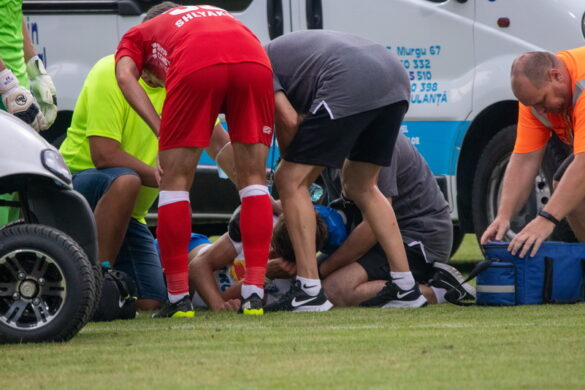 UTA a reușit doar un meci nul cu echipa antrenată de Hagi. Dănuleasă, transportat de urgență la spital (VIDEO+GALERIE FOTO)